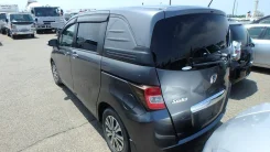 Honda Freed Spike. ��������, ��������, 1.5 (118��.�.), ������, 257 000����. �� ����