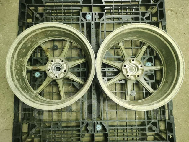AVS Model T7. 8.0x18", 5x114.3, ET30. ��� ����� �� ������������ ����