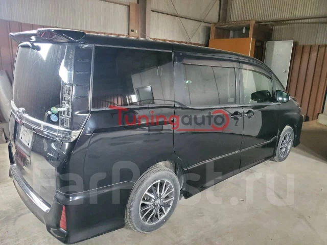 Toyota Voxy. ZRR80W, 3ZRFAE ����
