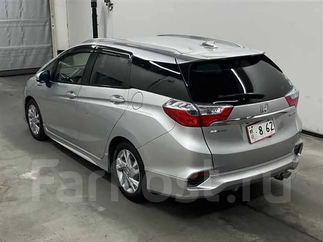 Honda Shuttle. GP7, LEB ����