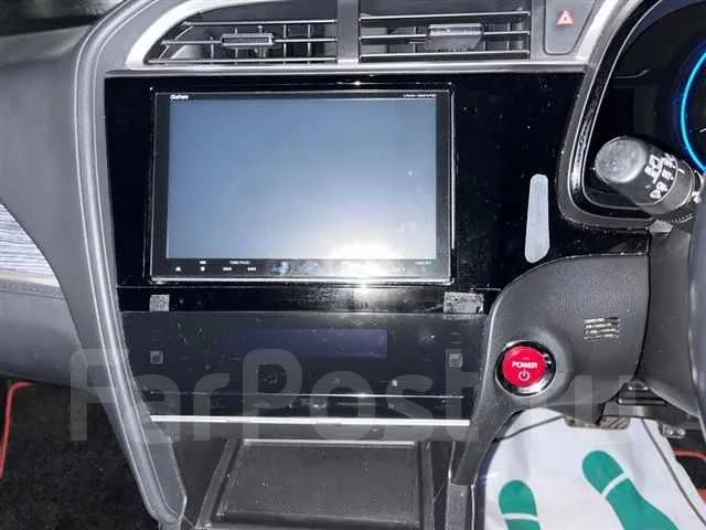 Honda Shuttle. GP7, LEB ����