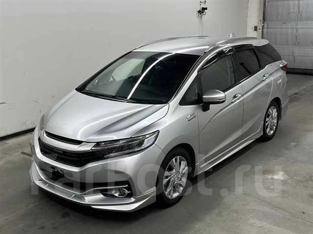 Honda Shuttle. GP7, LEB ����