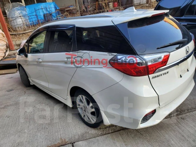 Honda Shuttle. GP7, LEB ����