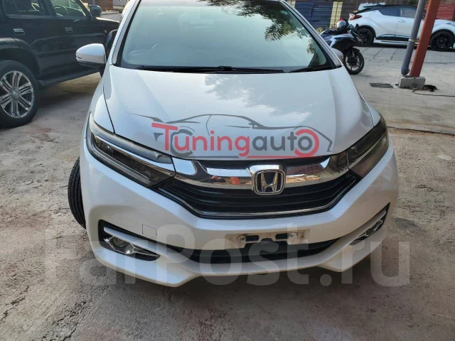 Honda Shuttle. GP7, LEB ����