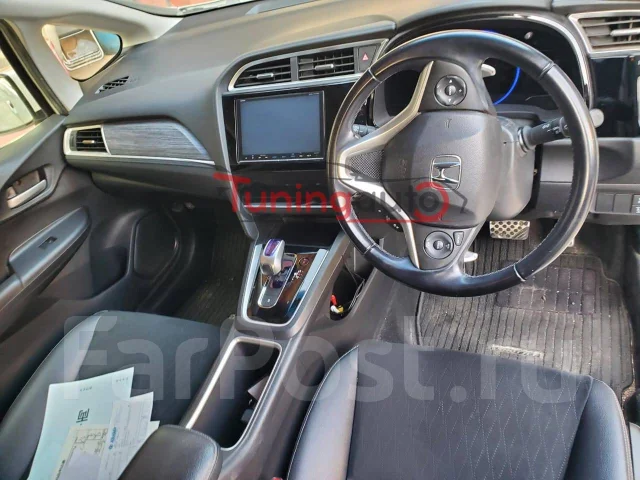 Honda Shuttle. GP7, LEB ����