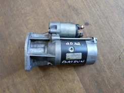 ������� Nissan Datsun RMD22, LRMD22, QD32 233002W210 ����
