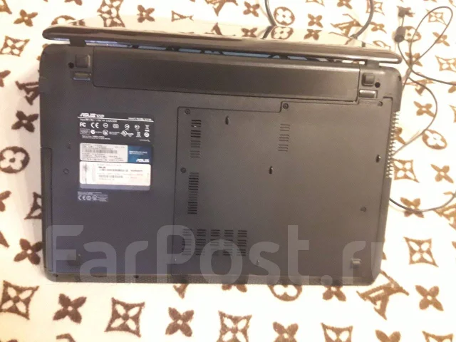 Asus. 15.6", 2,1����, ��� 2048 ��, ���� 320���, WiFi: 1 ����