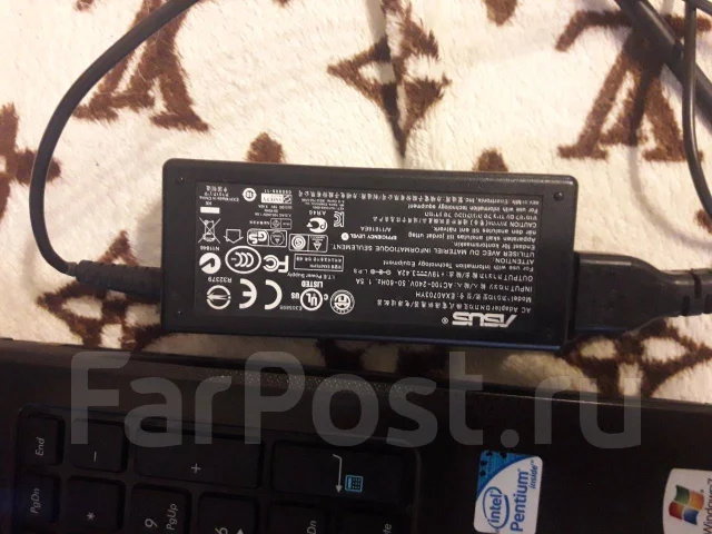Asus. 15.6", 2,1����, ��� 2048 ��, ���� 320���, WiFi: 1 ����