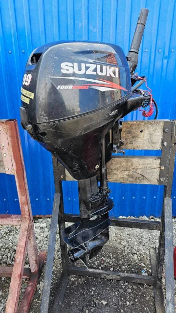 Suzuki. 9,9��.�., 4-�������, ����������, ���� L (508 ��), 2010 ��� ����