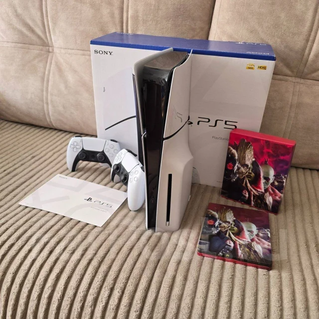 Sony PlayStation 5 Slim ����