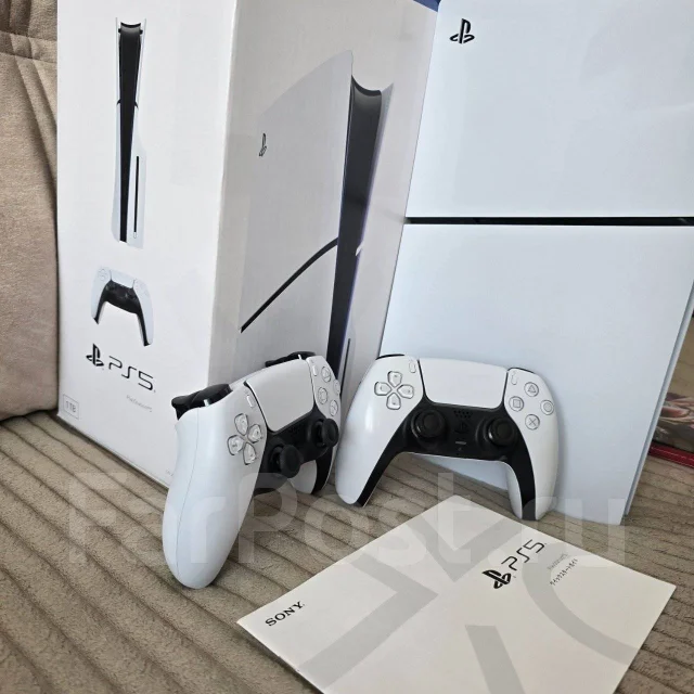 Sony PlayStation 5 Slim ����