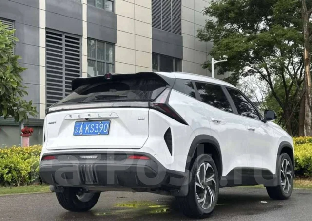 Geely Atlas Pro. �������, 4wd, 1.5 (177��.�.), ������, 250����. ��, �/�. ��� ����� �� ������������ ����