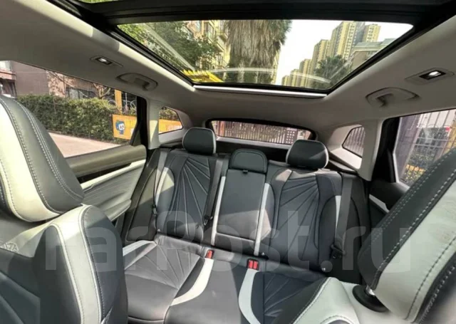 Geely Atlas Pro. �������, 4wd, 1.5 (170��.�.), ������, 1 900����. ��, �/�. ��� ����� �� ������������ ����