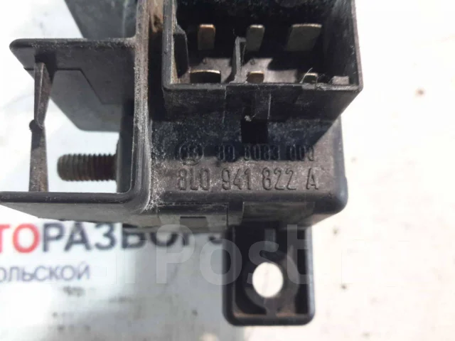���� ��������������� Audi A6 C5 8L0941822A 8L0941822A ����