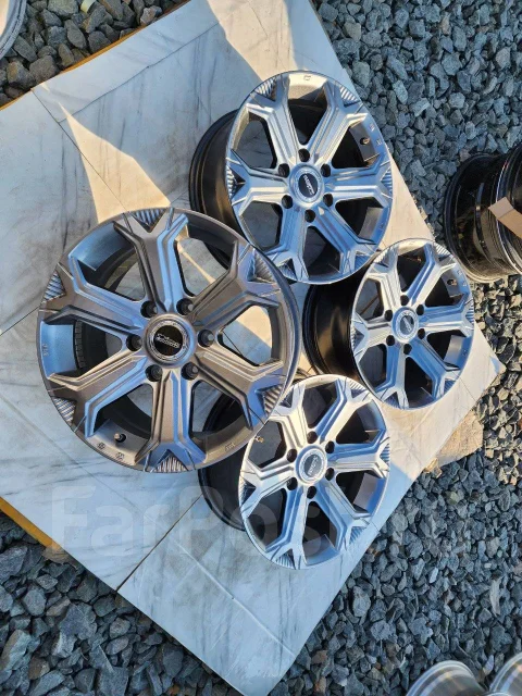 Dunlop Wild Cruising. 7.5x17", 6x139.7, ET25 ����