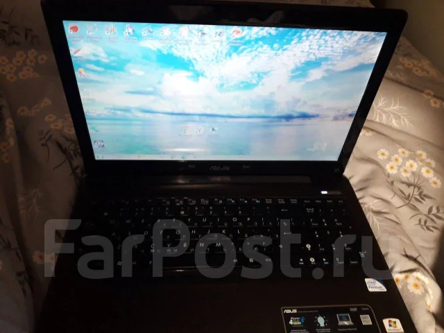 Asus. 15.6", 2,1����, ��� 2048 ��, ���� 320���, WiFi: 1 ����