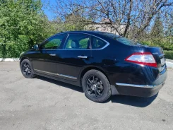 Nissan Teana ����