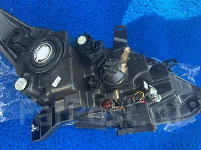   Nissan Qashqai 2017-2020 10018487,  10018487 