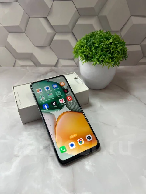 Honor X7c. �/�, 128 ��, �������, 3G, 4G LTE ����