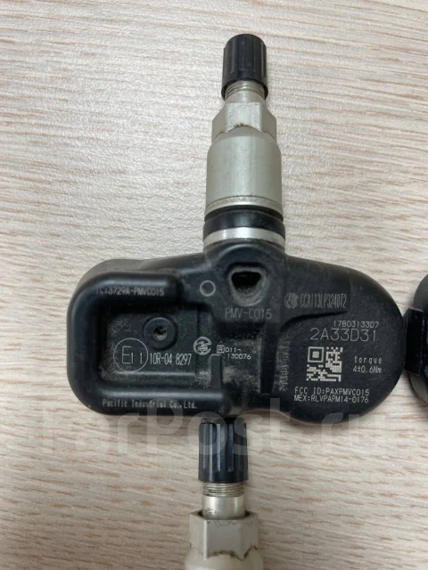 ������ �������� Toyota PMV-C015 ����