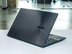 Asus ZenBook 14 UM425IA. 14", ��� 8 ��, WiFi: 1, Bluetooth: 1 ����