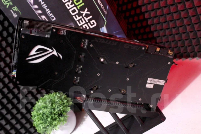 GeForce GTX 1070 ����
