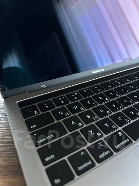 Apple MacBook Air 13. 13.3", ��� 8 ��, ���� 500���, WiFi: 1, Bluetooth: 1 ����