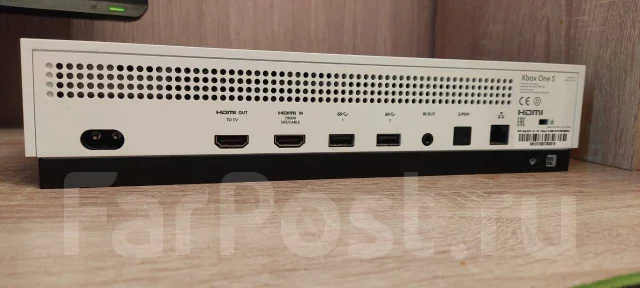 Microsoft Xbox One S ����