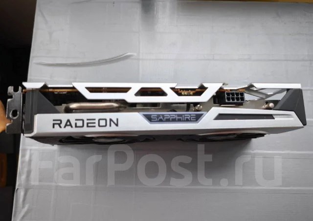 Radeon RX 6600 XT ����