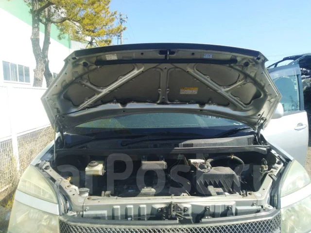 Toyota Voxy. AZR65, 1AZFSE ����