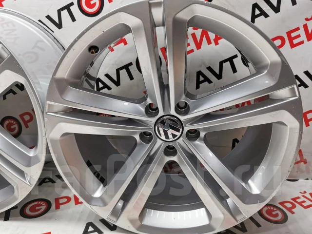 Volkswagen. 9.0x19", 5x112, ET33, �� 57,1���. ����