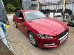 Jaguar XE. SAJAB4CN1HCP05141 ����