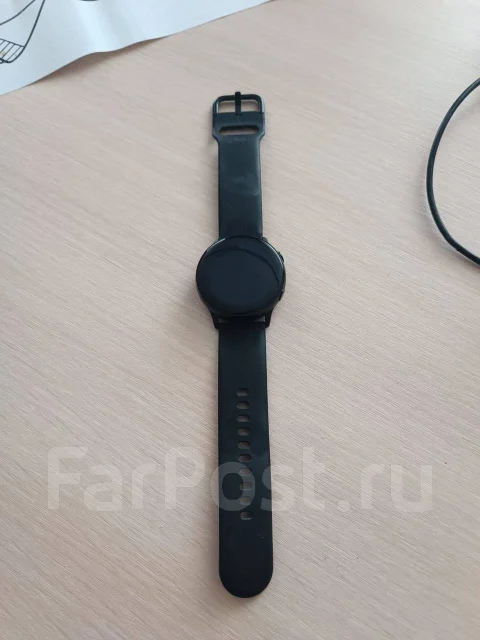 Samsung Galaxy Watch Active ����