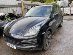 Porsche Cayenne. WP1ZZZ92ZBLA52102 ����
