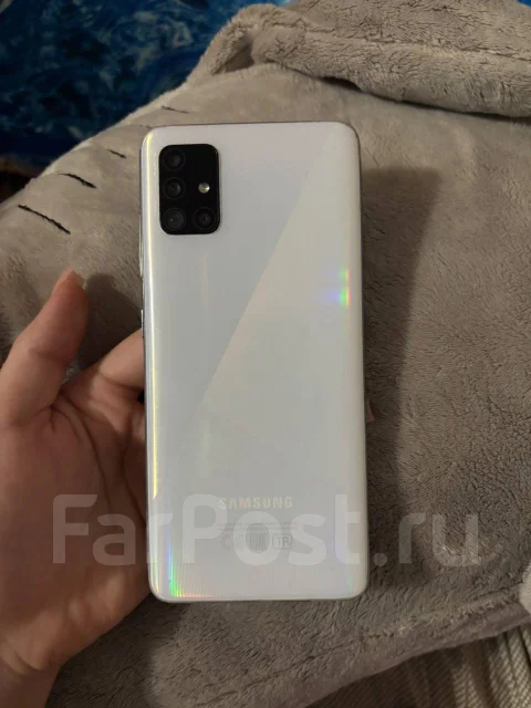 Samsung Galaxy A51. �/�, 128 ��, �����, 3G, 4G LTE, 5G, NFC ����