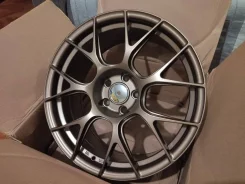 BBS RE-V7. 8.0x18", 5x108, ET40, �� 73,1���. ����