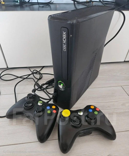 Microsoft Xbox 360 Slim ����