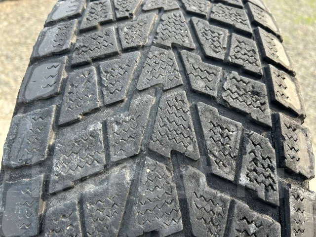 Bridgestone Winter Dueler DM-Z2. ������, ��� �����, �/�, ����� 80 %. ��������� ����