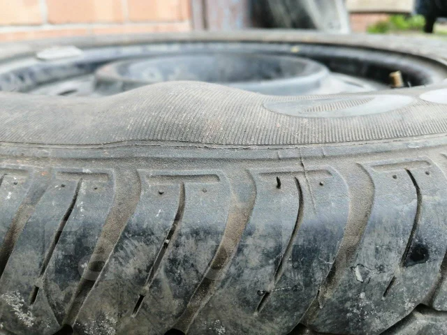 Dunlop SP Sport 300. ������, 2006 ���, �/�, ����� 5 % ����