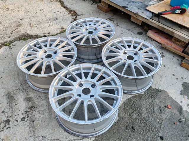 RAYS Gram Lights 57XV. 7.0x16", 4x114.3, ET38 ����