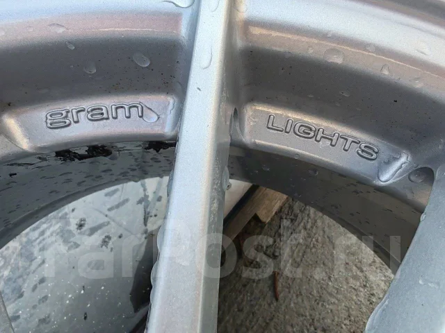 RAYS Gram Lights 57XV. 7.0x16", 4x114.3, ET38 ����