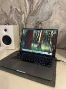 Apple MacBook Air 13 2022. 13.6", ��� 8 ��, ���� 256���, WiFi: 1, Bluetooth: 1, ����������� �� 20��. ����