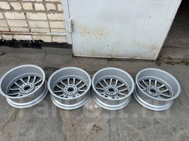 RAYS Versus Turismo. 7.0x17", 5x110, 5x114.3, ET42, �� 73���. ����