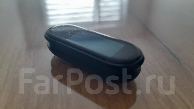 Xiaomi Mi Band 4 ����