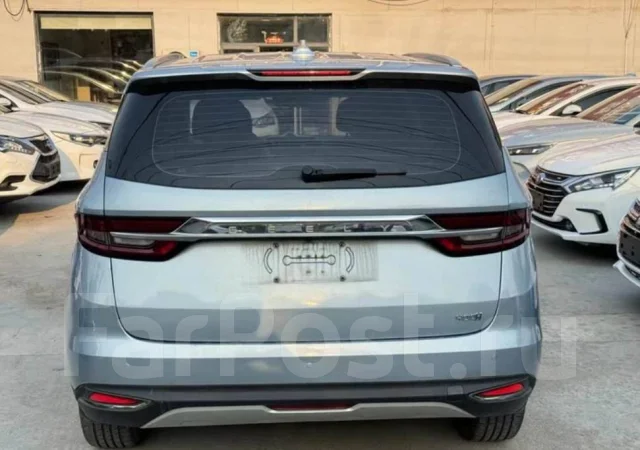 Geely Jiaji. �������, ��������, 1.5 (177��.�.), ������, 9 000����. ��, �/�. ��� ����� �� ������������ ����
