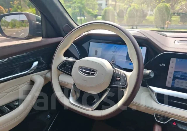 Geely Monjaro. �������, 4wd, 2.0 (238��.�.), ������, 8 000����. ��, �/�. ��� ����� �� ������������ ����