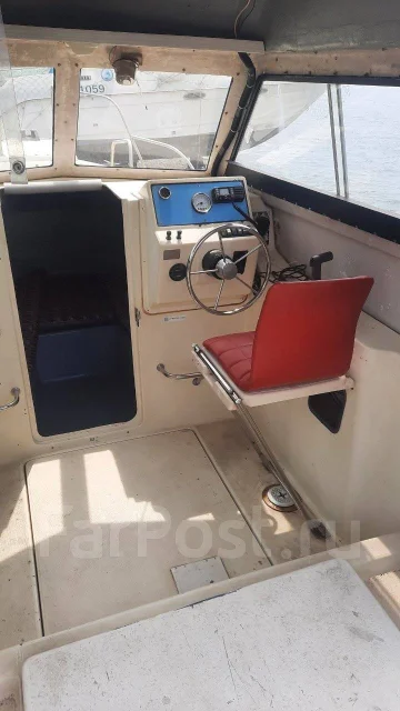 Nissan. 1996 ���, ����� 9��., ��������� ���������, 250��.�., ������ ����