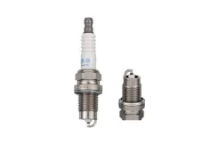 Ngk Spark Plugs Spark Plug 1598 NGK 1598 ����