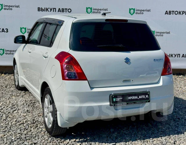 Suzuki Swift. �������, ��������, 1.2 (90��.�.), ������, 233 000����. �� ����