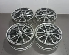 Weds Kranze Vishunu. 8.0/9.0x19", 5x114.3, ET43/38 ����